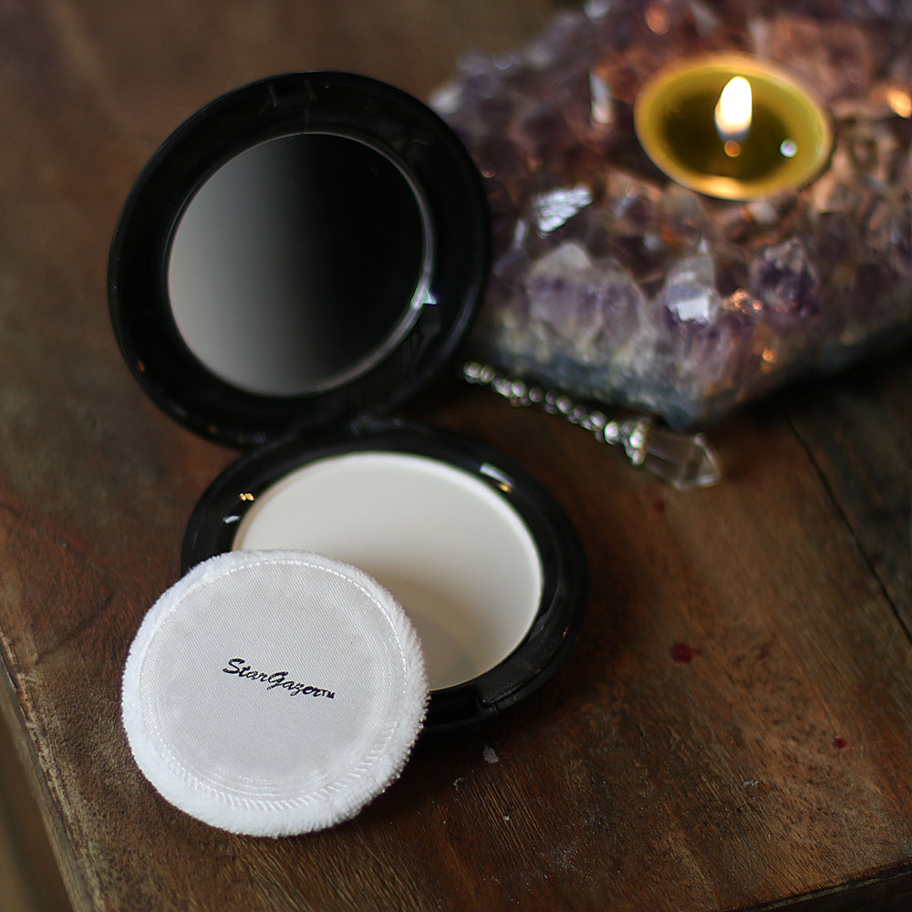 Stargazer - Pressed Powder Make-up Face Powder - White